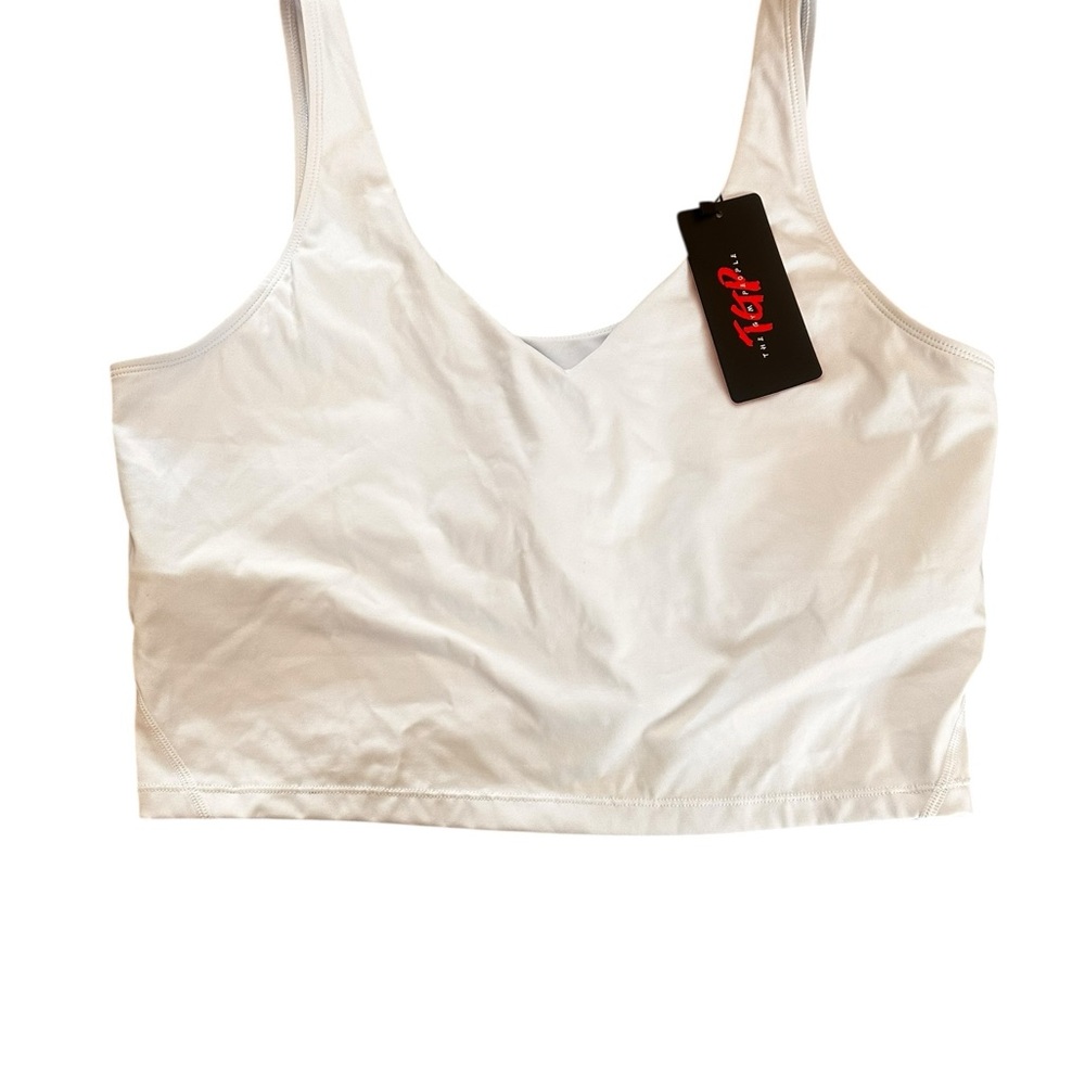 Elegant White Sports Bra - Picture 2 of 4